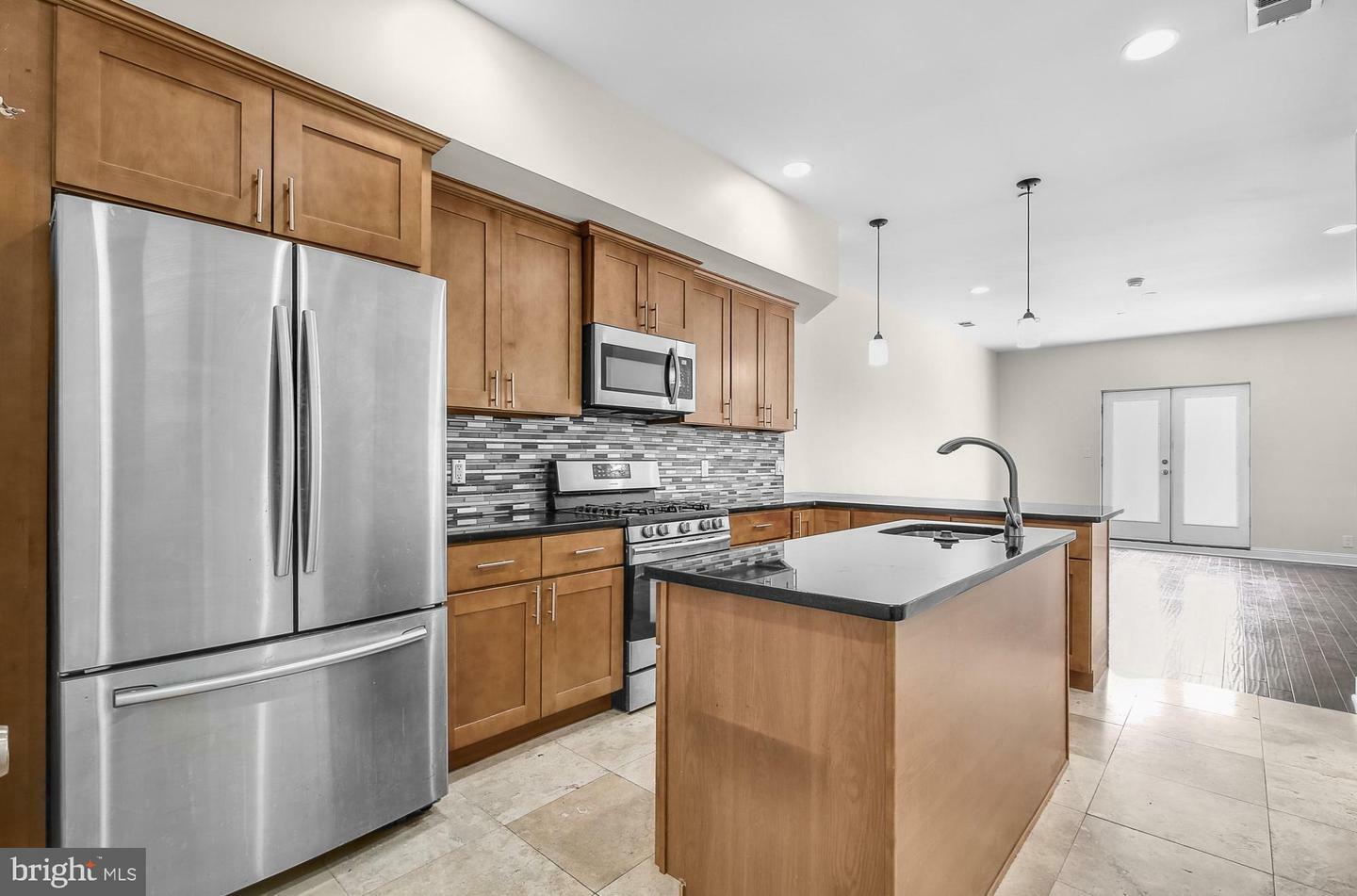 2050 Frankford Avenue B  Philadelphia PA 19125 photo