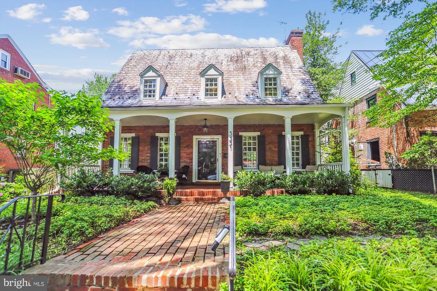 Property Photo: 3331 Quesada Street NW DC 20015