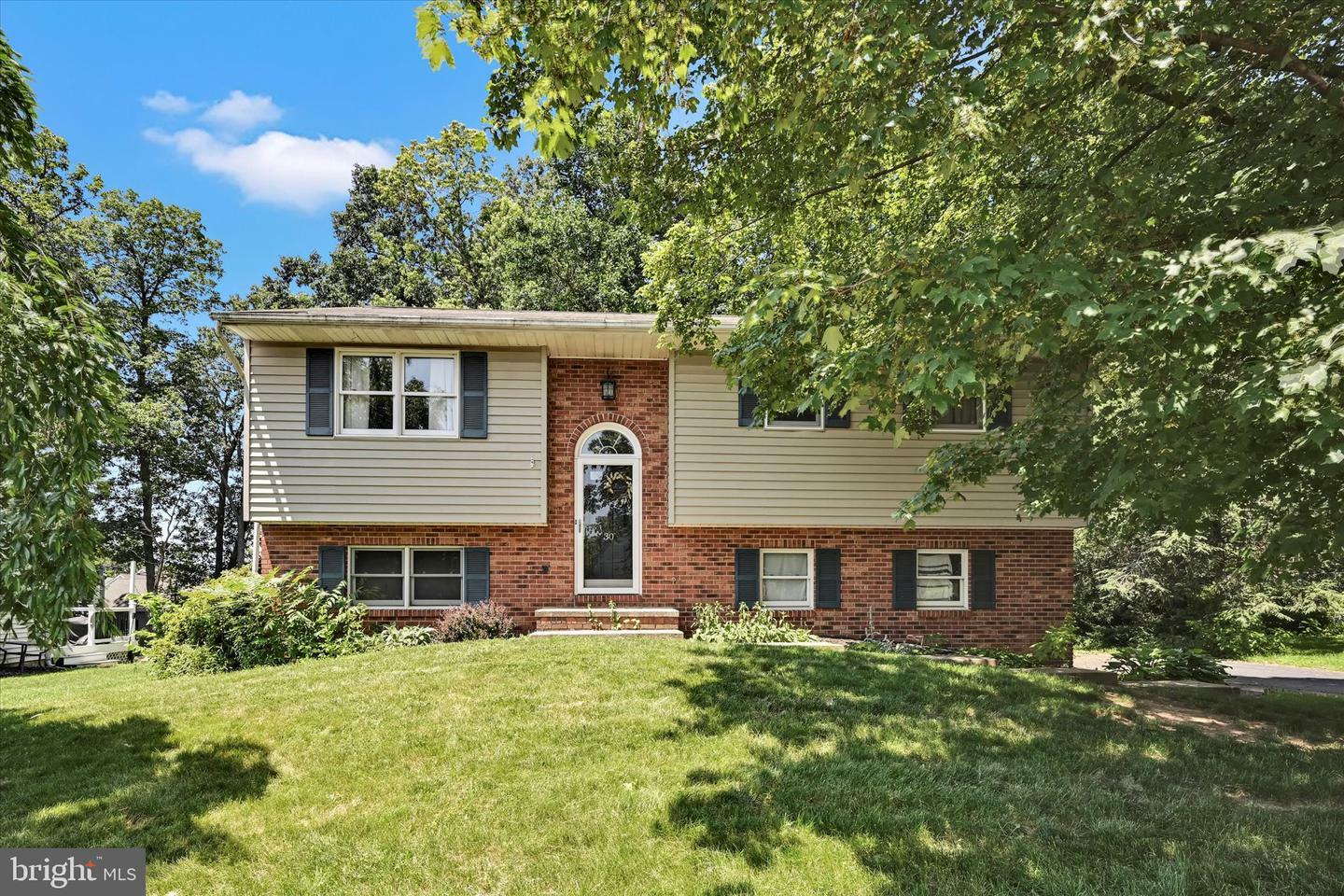 Property Photo: 30 Chestnut Run PA 17022