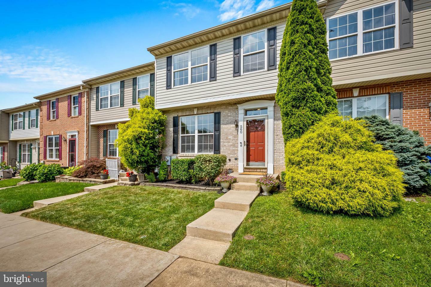 Property Photo: 560 Doefield Court MD 21009