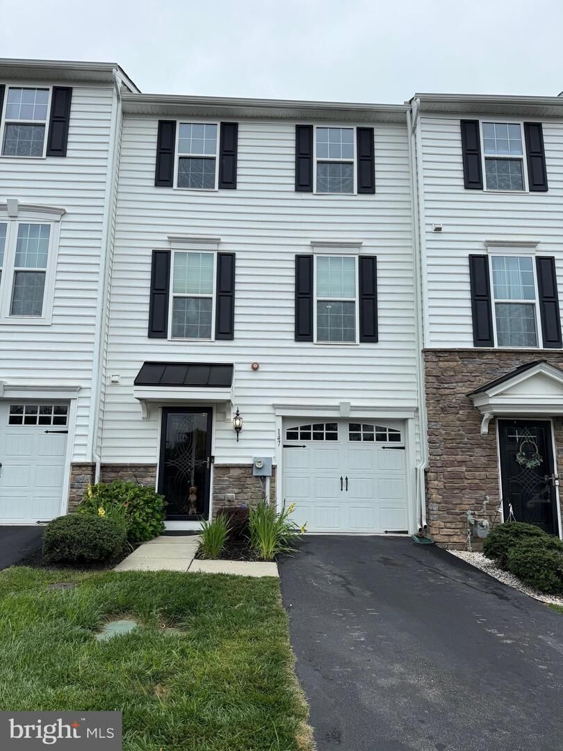 Property Photo: 147 Old Cedarbrook Road 26 PA 19095