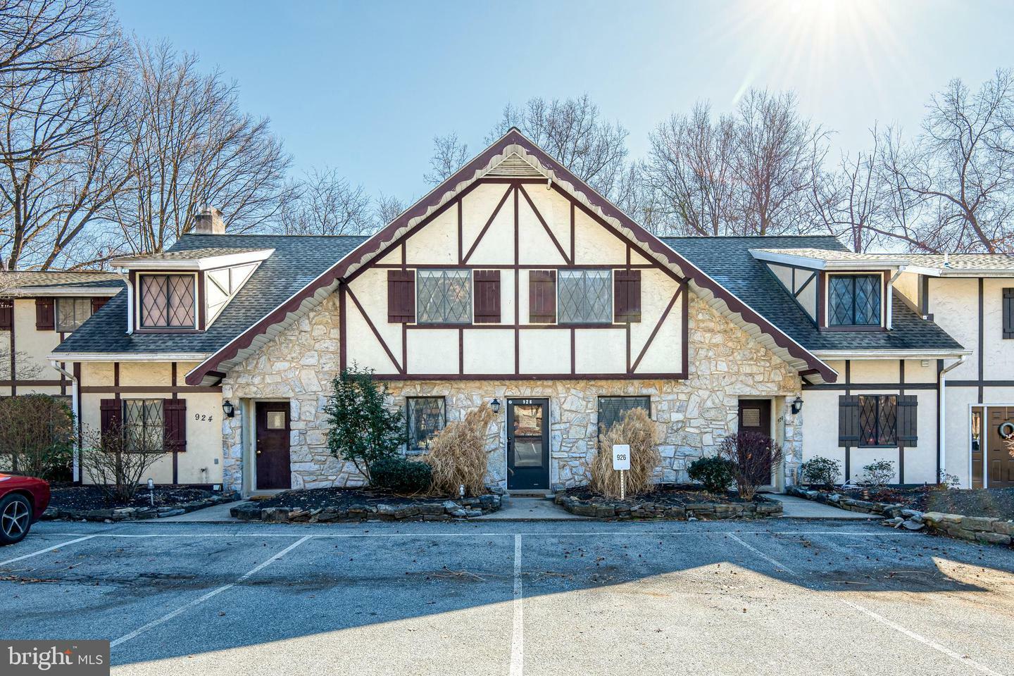 926 Rhue Haus Lane  Hummelstown PA 17036 photo