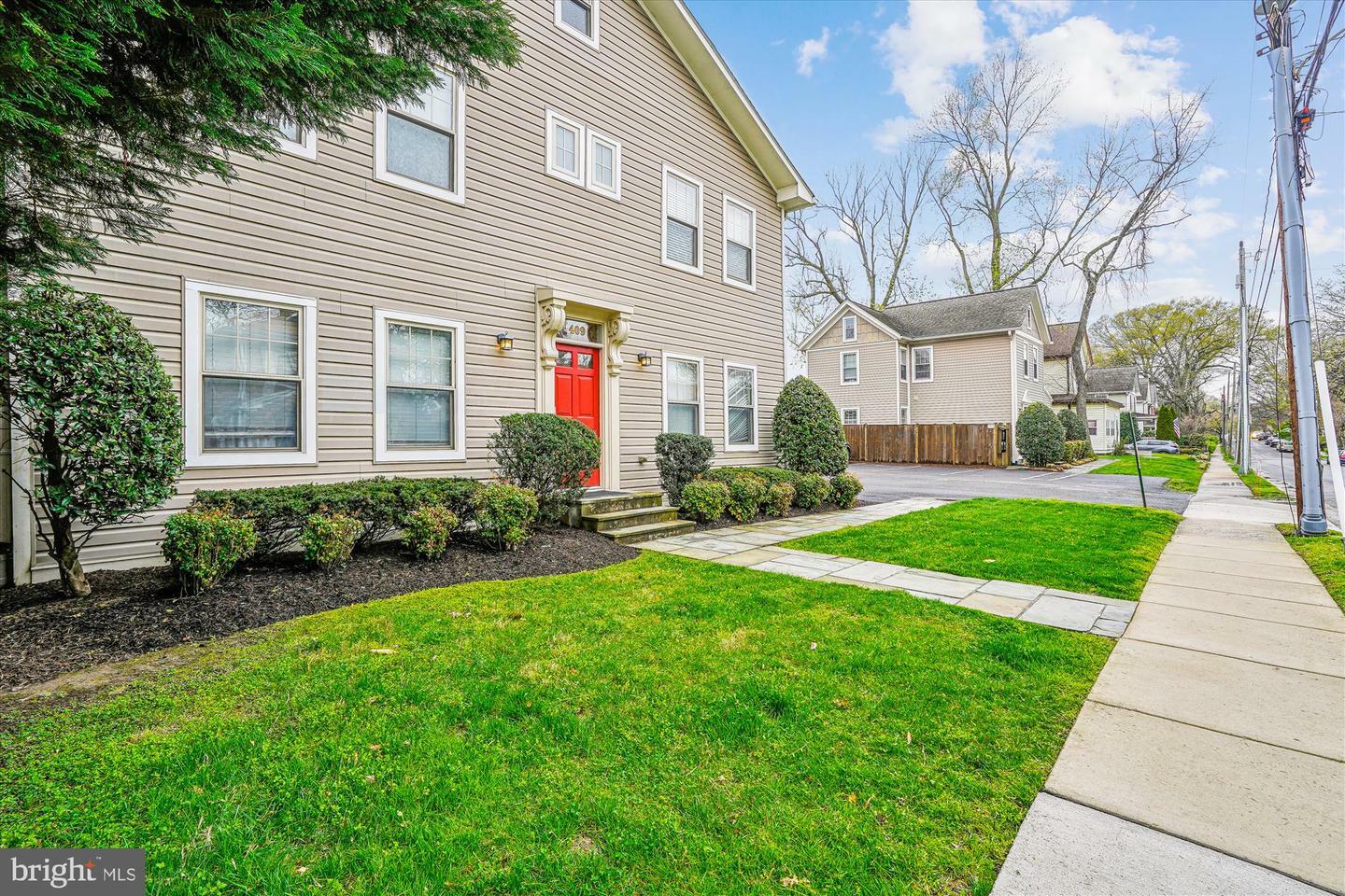 409 E Raymond Avenue 8  Alexandria VA 22301 photo