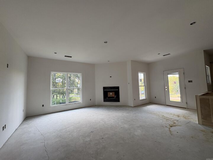 Property Photo: 2-B Silverleaf Cove AR 72058