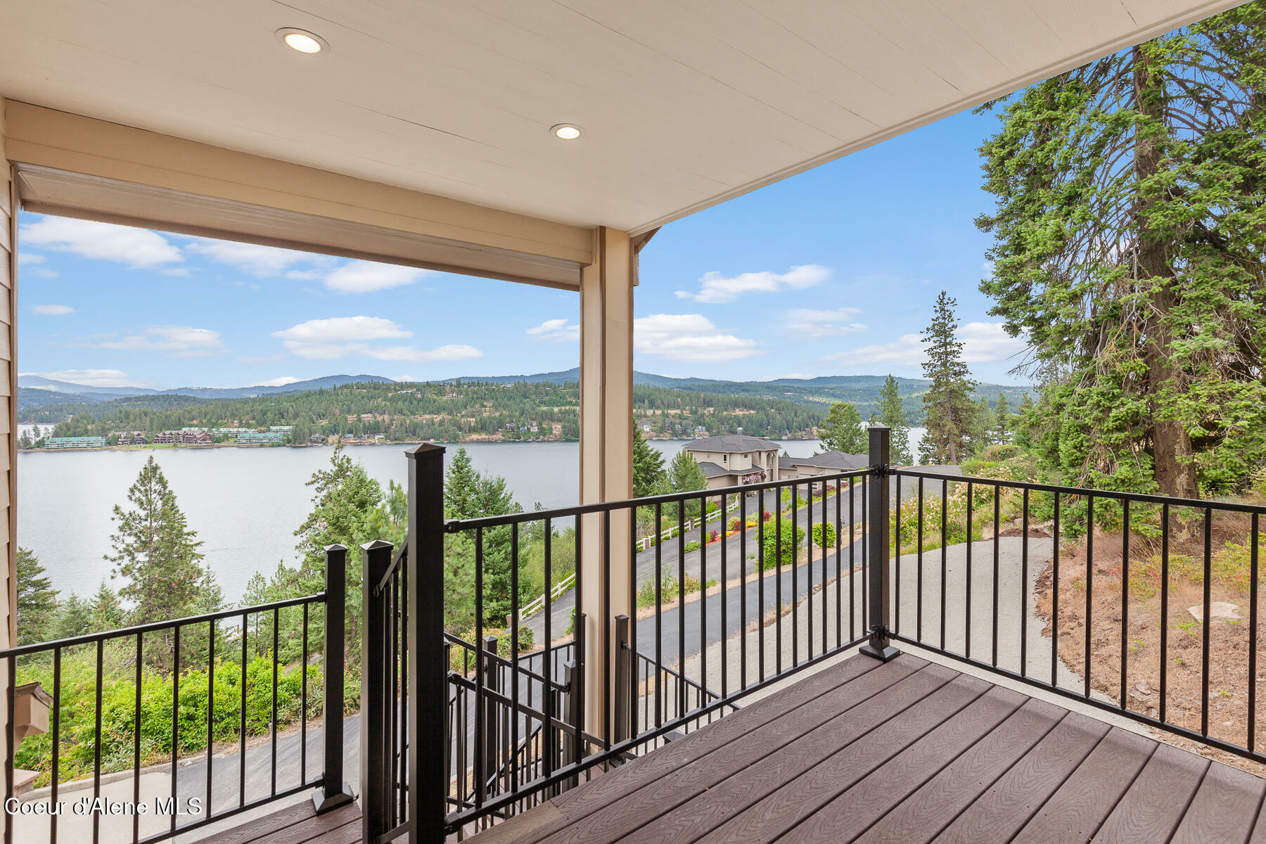 Property Photo: 5003 S Bay Pointe Way ID 83814