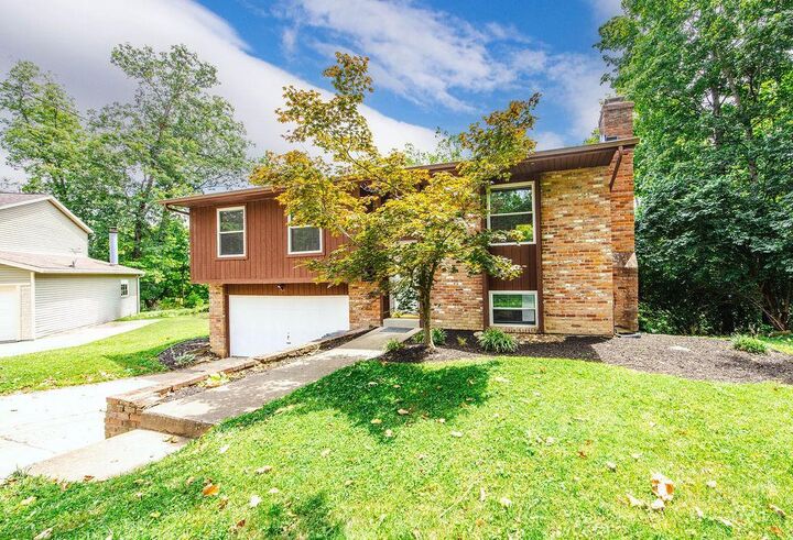 4 Highridge Circle  Loveland OH 45140 photo