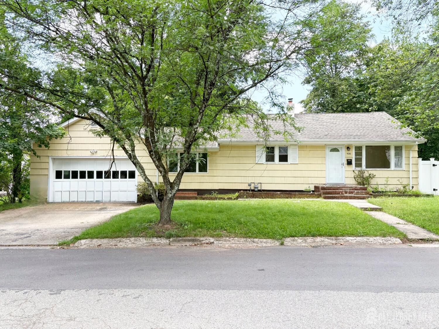 Property Photo:  500 Grove Avenue  NJ 08904 