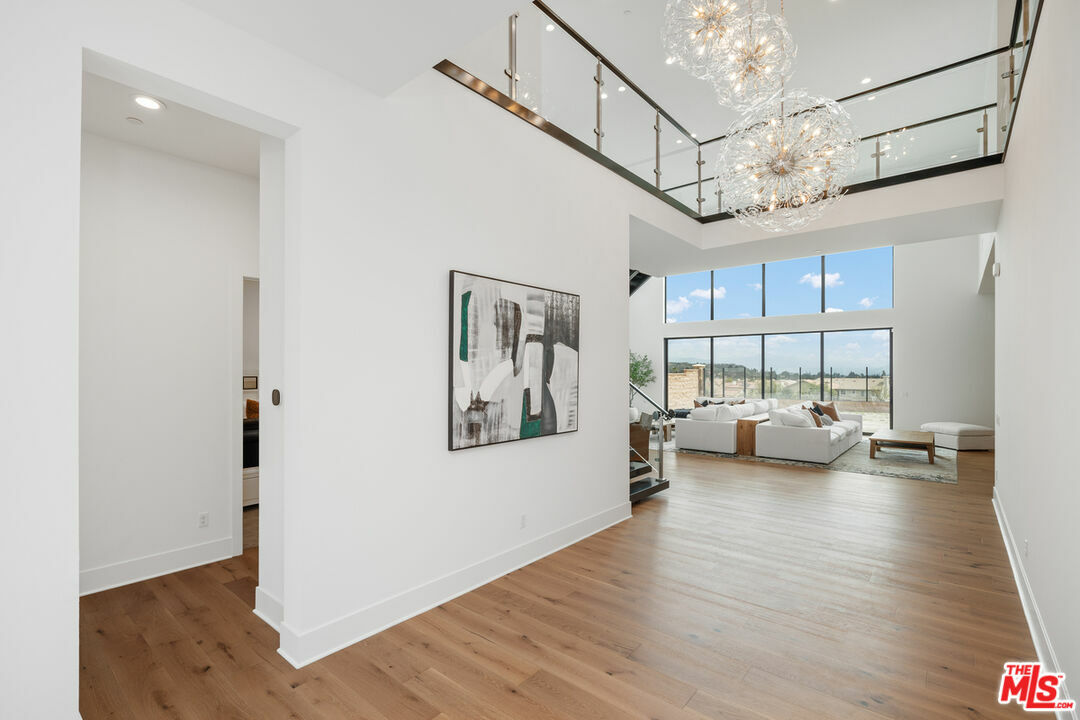 Property Photo: 11740 Abbey Ln CA 91326