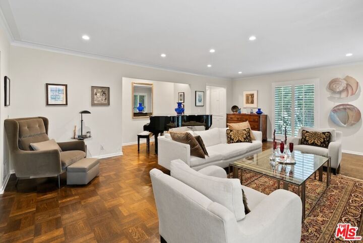 Property Photo:  11051 Strathmore Dr  CA 90024 