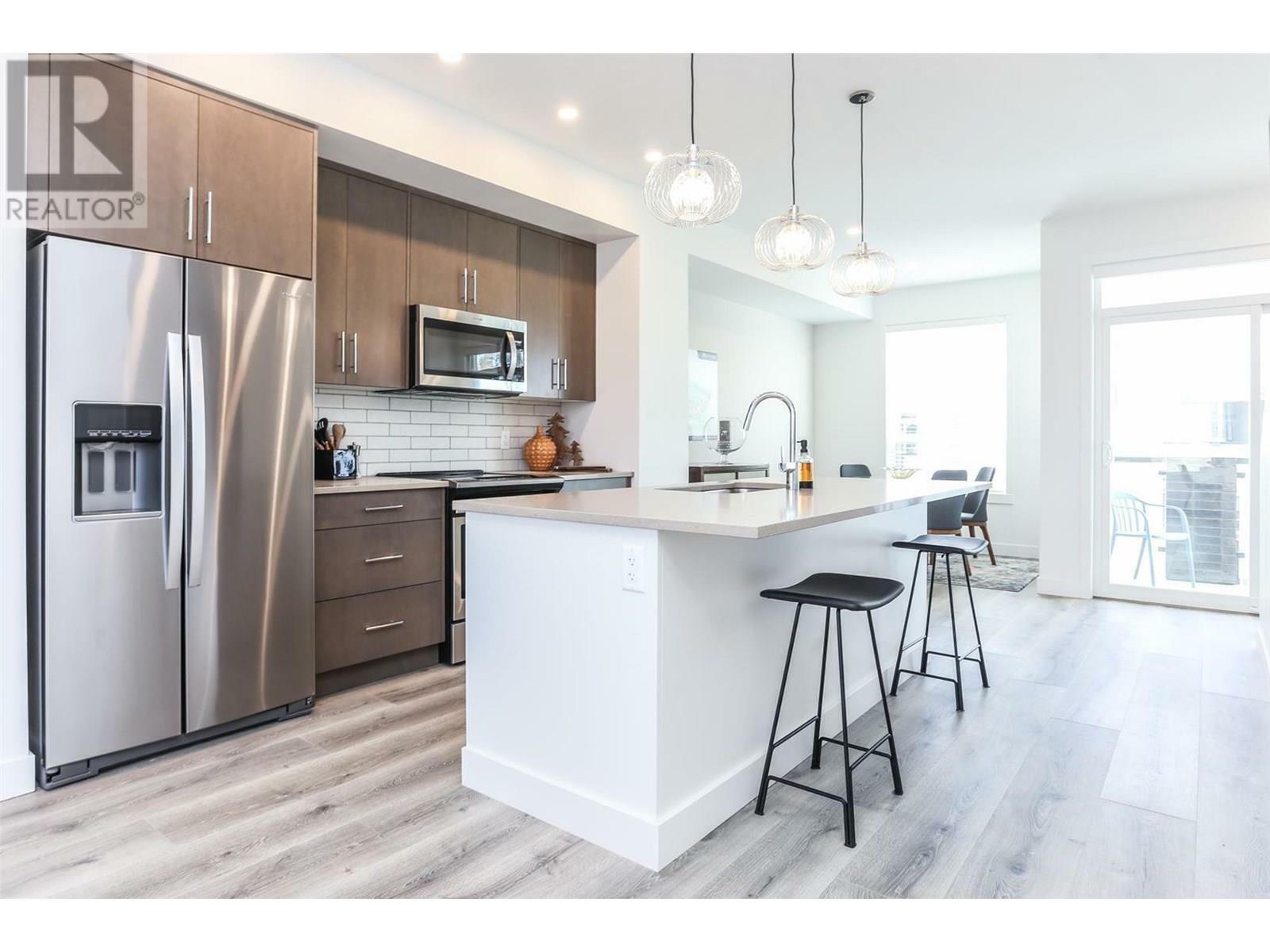 Photo de la propriété: 610 Academy Way 34 BC V1V 0H2