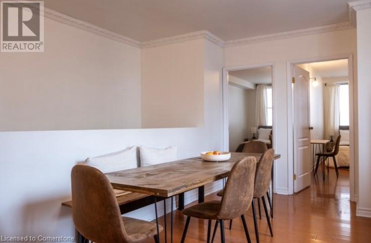 Property Photo:  66 King Street East Room  ON L8N 1A6 