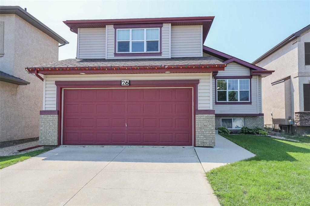 Property Photo: 26 Edna Perry Way MB R3W 0B2