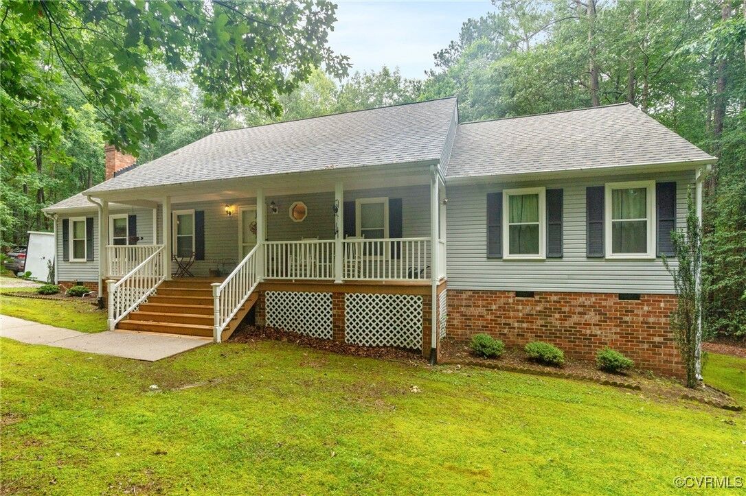 Property Photo:  6494 Boundary Run Drive  VA 23111 