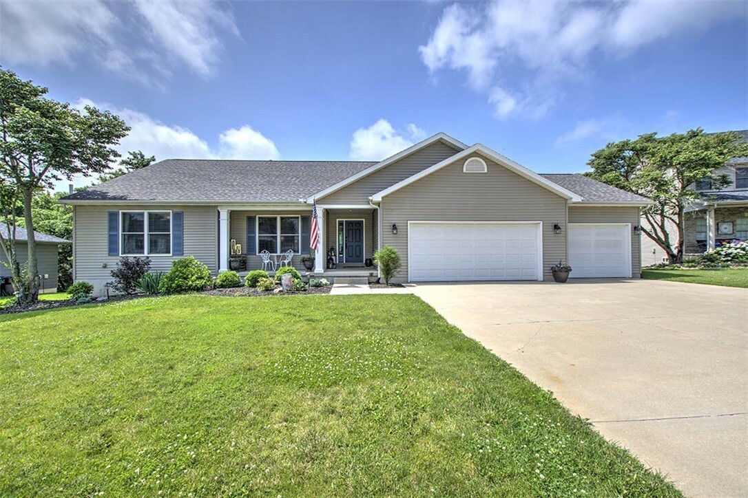 175 Lexington Circle  Mt. Zion IL 62549 photo
