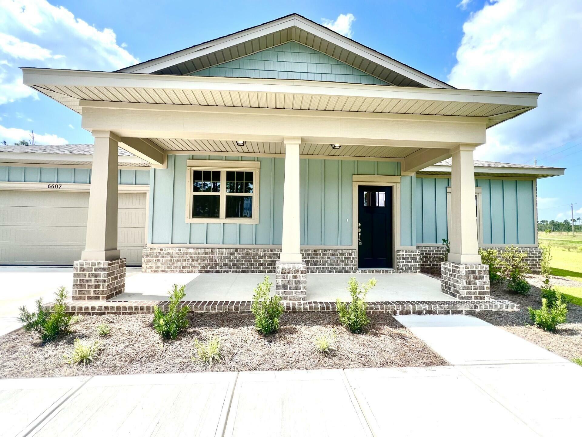 Property Photo: 6607 Rocky Shores Road FL 32583