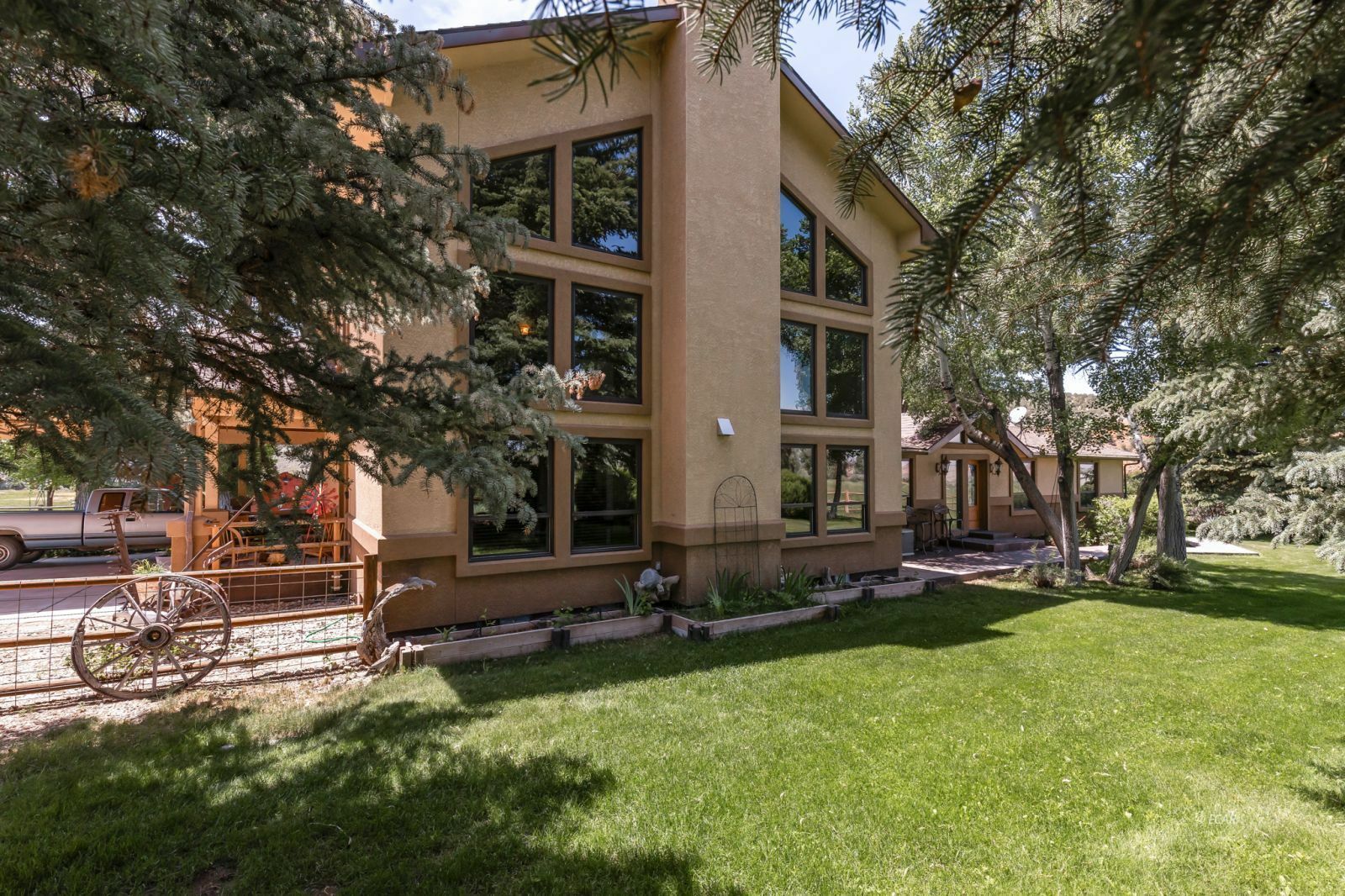 Property Photo:  1501 W Lower South Fork Road  NV 89815 