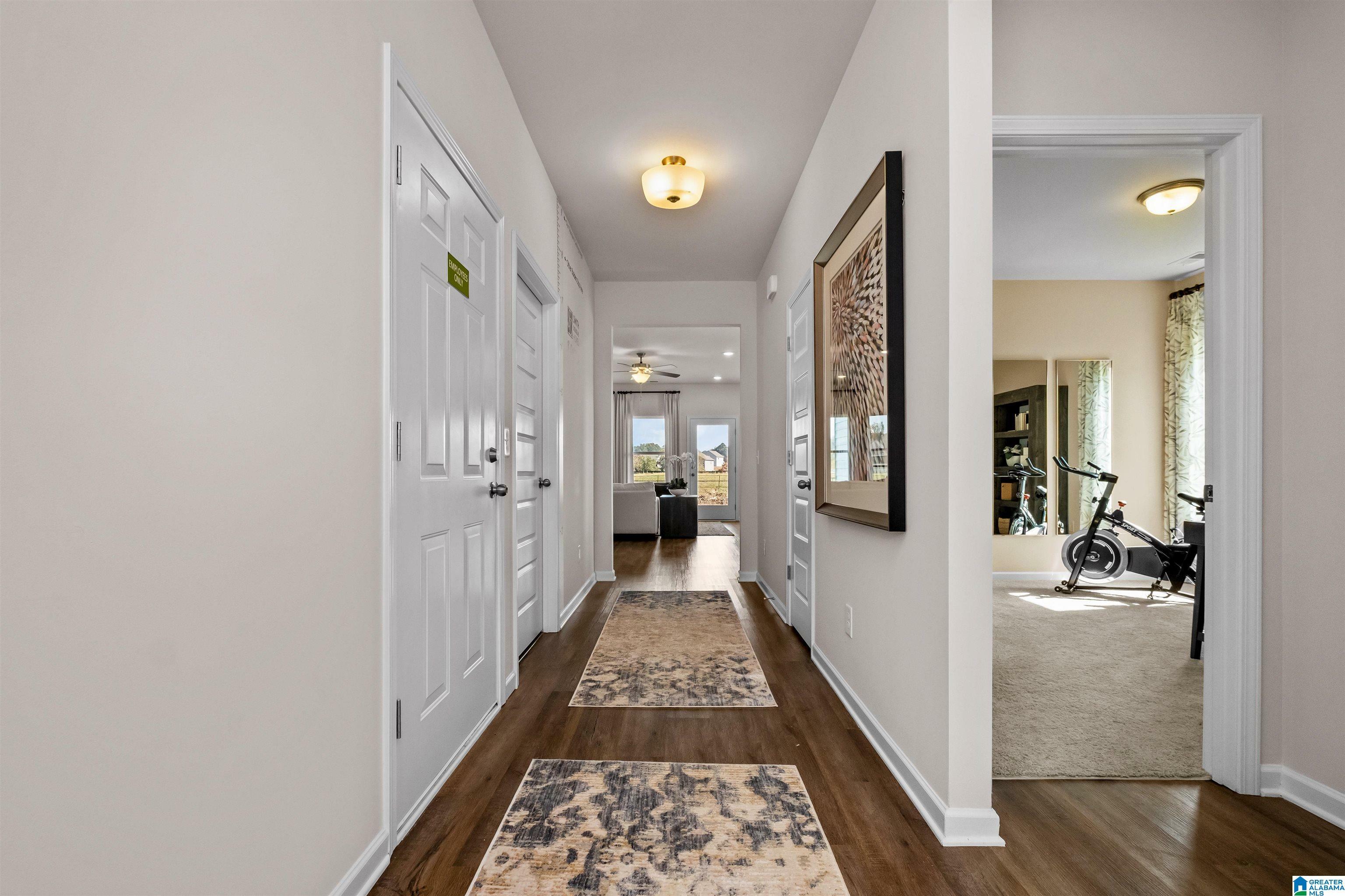 Property Photo:  5504 Headwinds Lane  AL 35022 