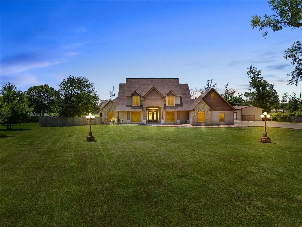 Property Photo:  1273 County Road 201A  TX 77515 