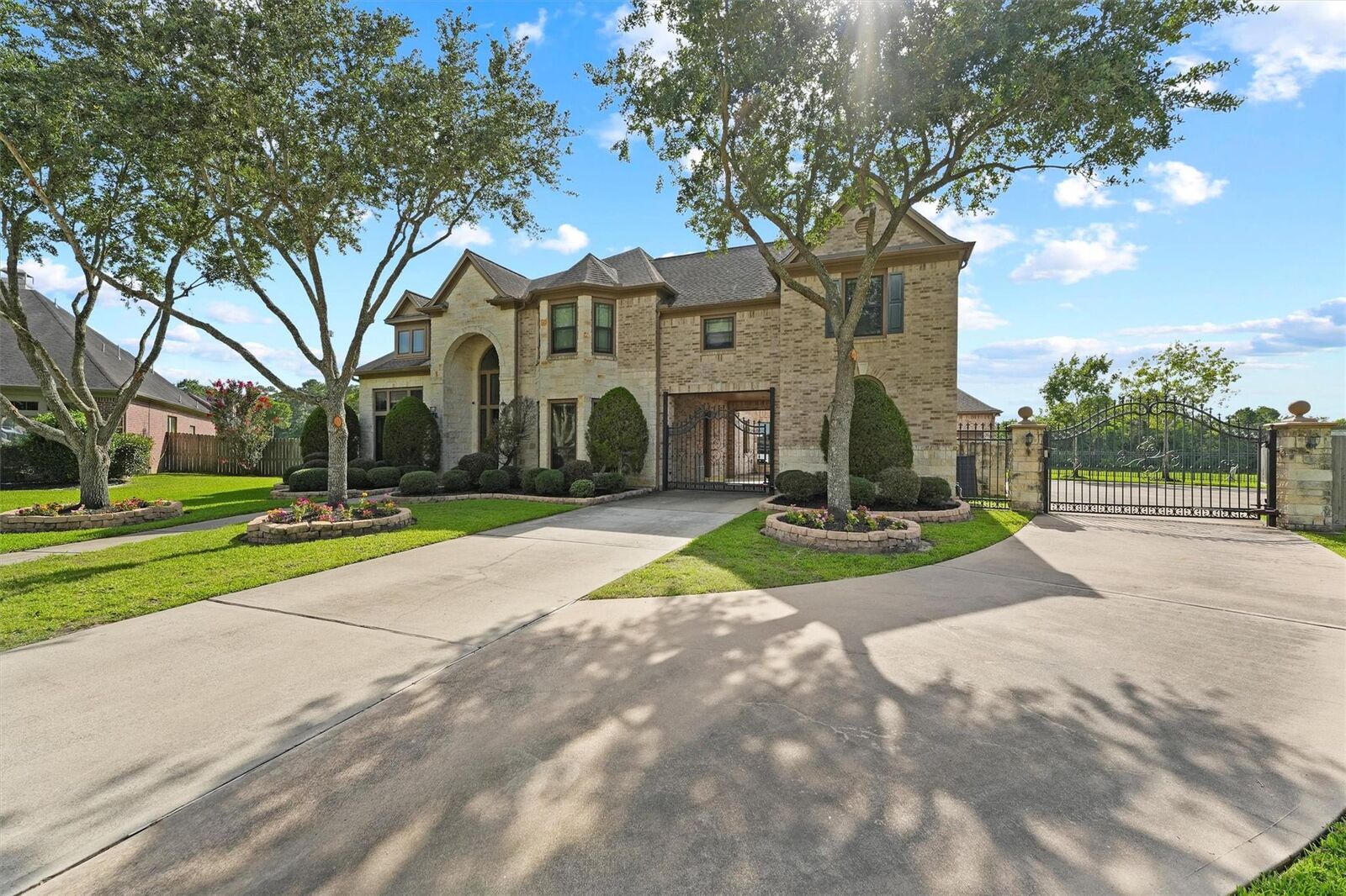 Property Photo: 3100 Richard Lane TX 77546