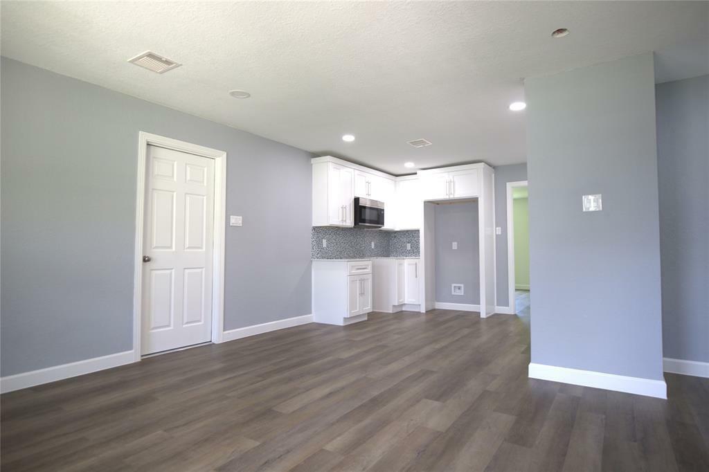 Property Photo:  4517 Brinkley Street  TX 77051 