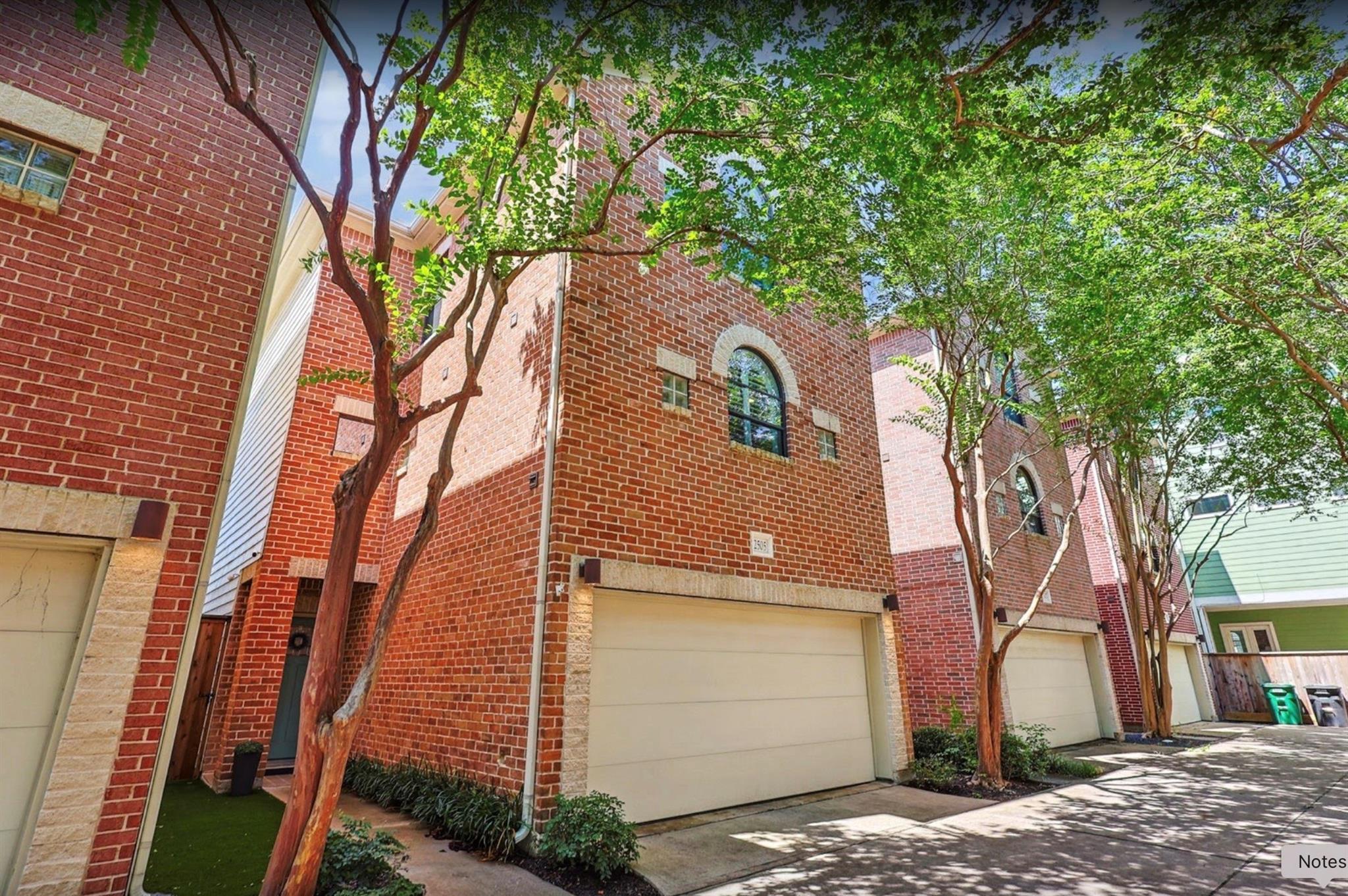 Property Photo: 2505 Brinkman Street TX 77008