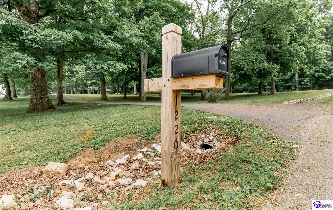 Property Photo: 1220 Gaines Road KY 40108