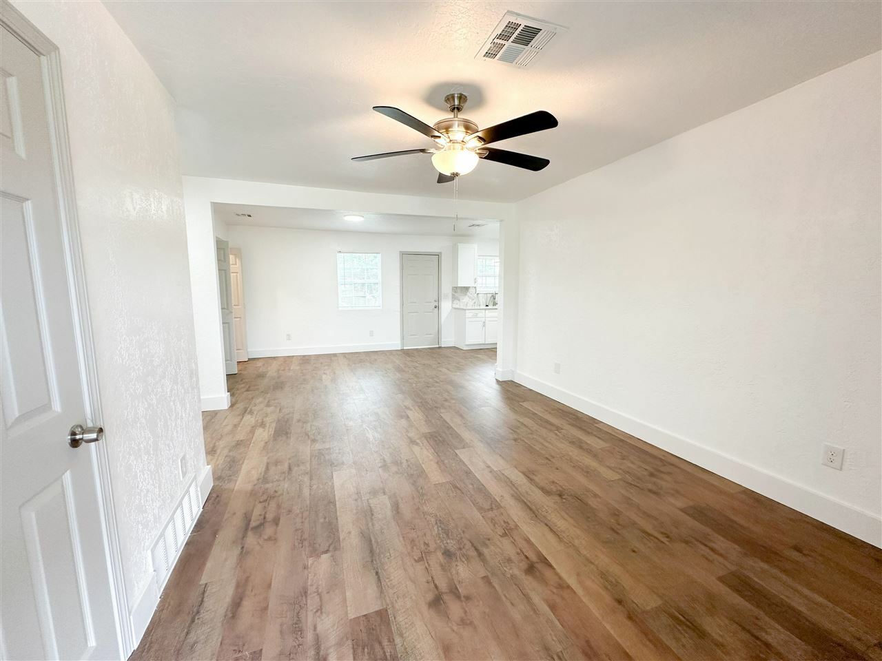 Property Photo: 5706 NW Ash Ave OK 73505