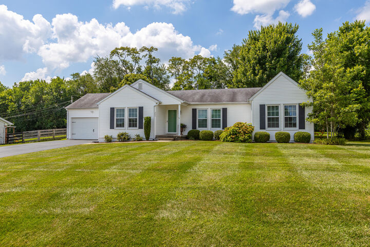 Property Photo:  206 Candlewood Drive  KY 40422 