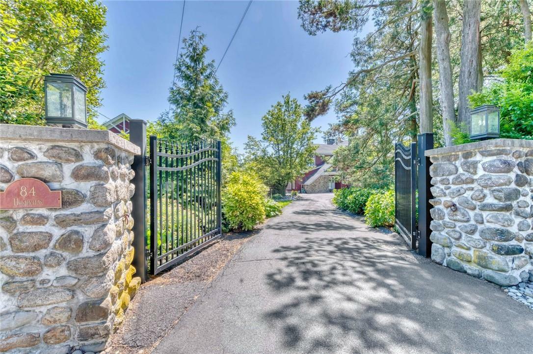 Property Photo: 84 Highview Avenue NY 10954