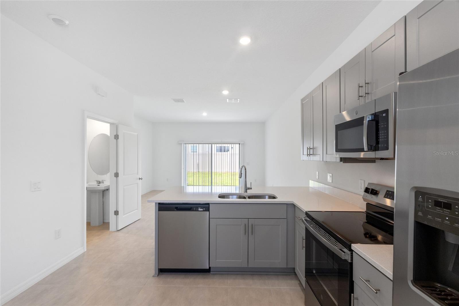 Property Photo: 3094 Skyline Loop FL 34758