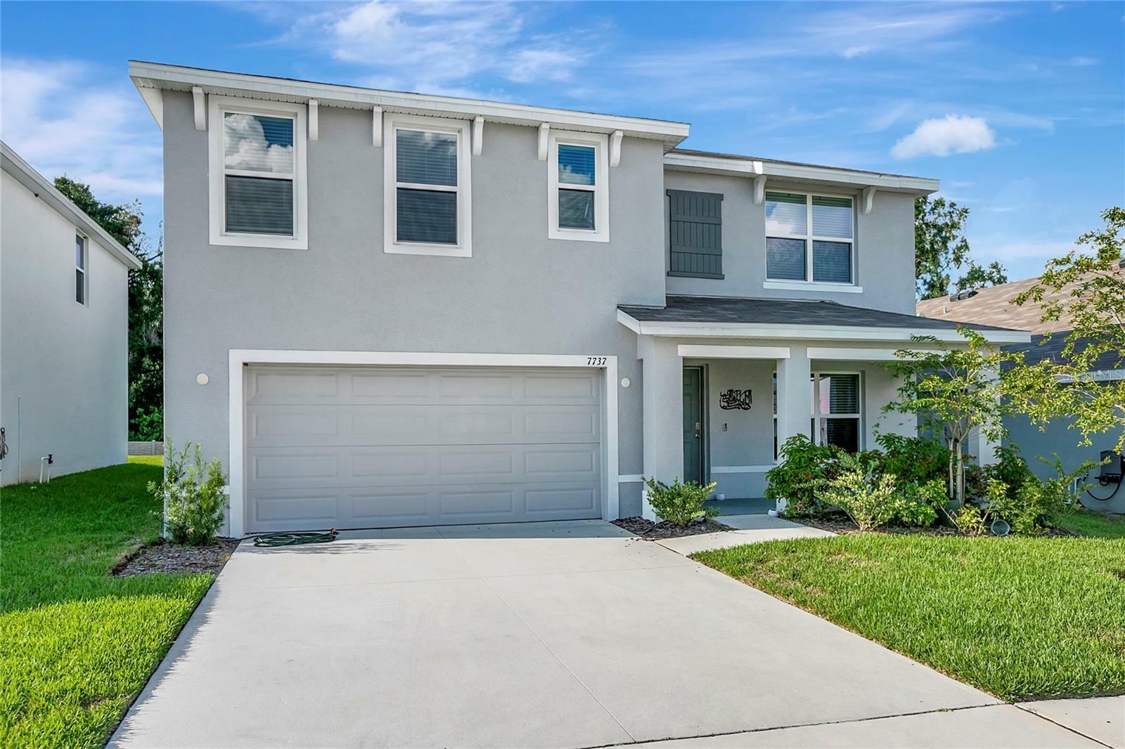 Property Photo:  7737 Rosewood Garden Loop  FL 33637 