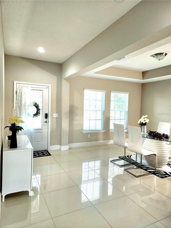 Property Photo: 813 Marsh Reed Drive FL 34787