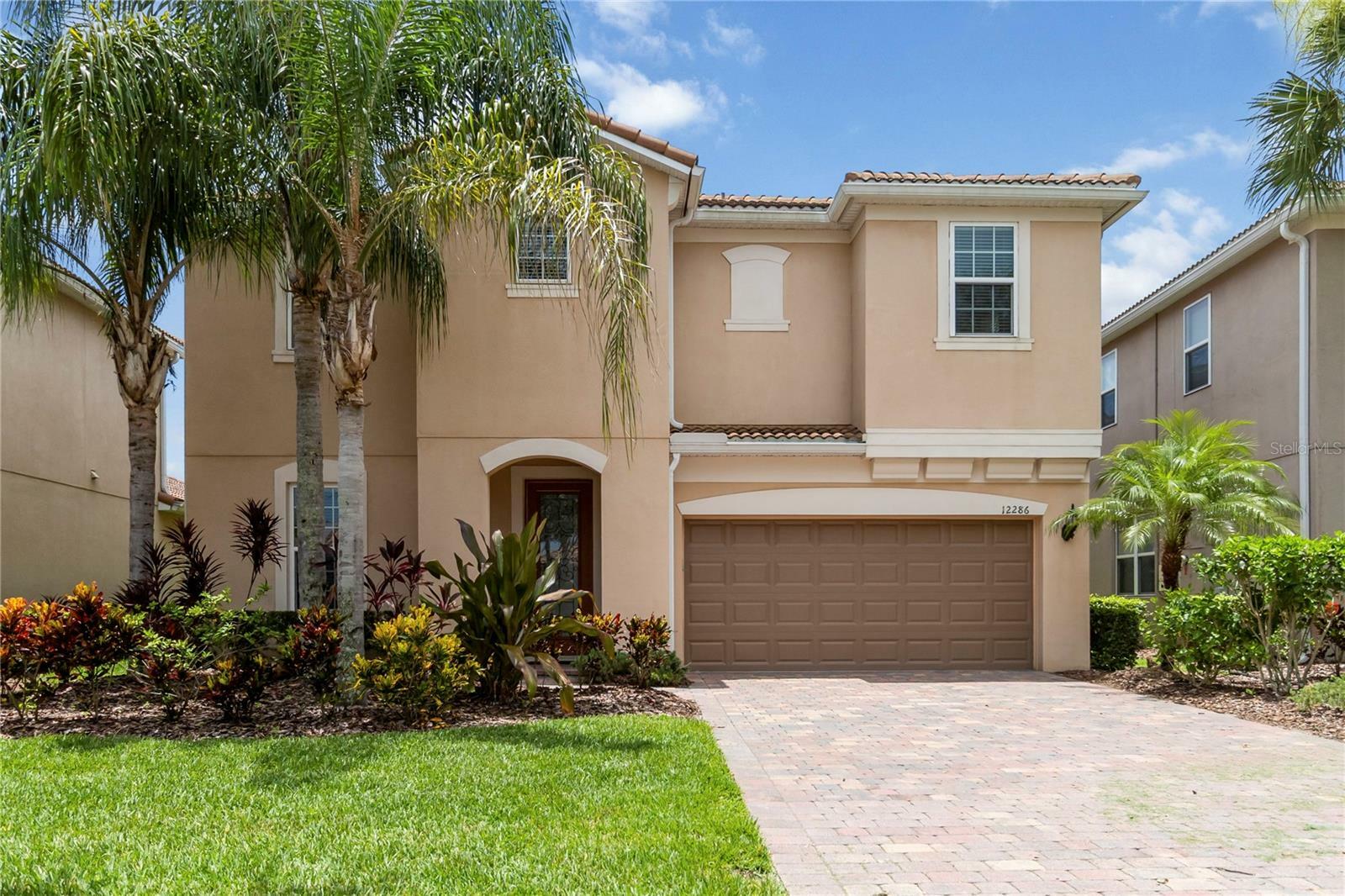 Property Photo: 12286 Regal Lily Lane FL 32827