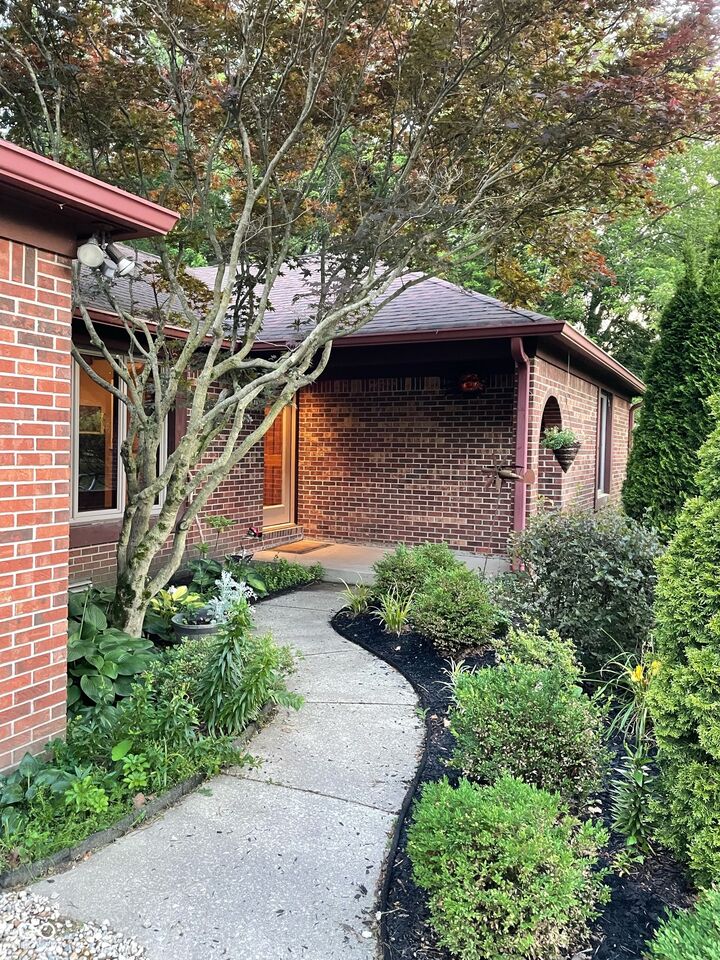 Property Photo: 3711 Tara Court IN 46074