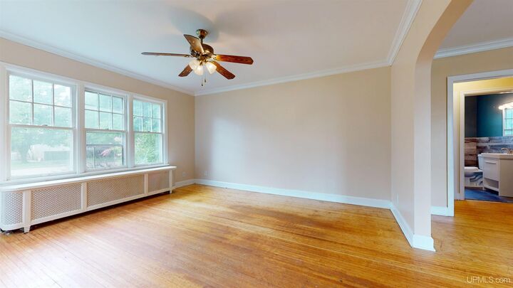 Property Photo:  1020 S 7th Avenue  MI 49829 