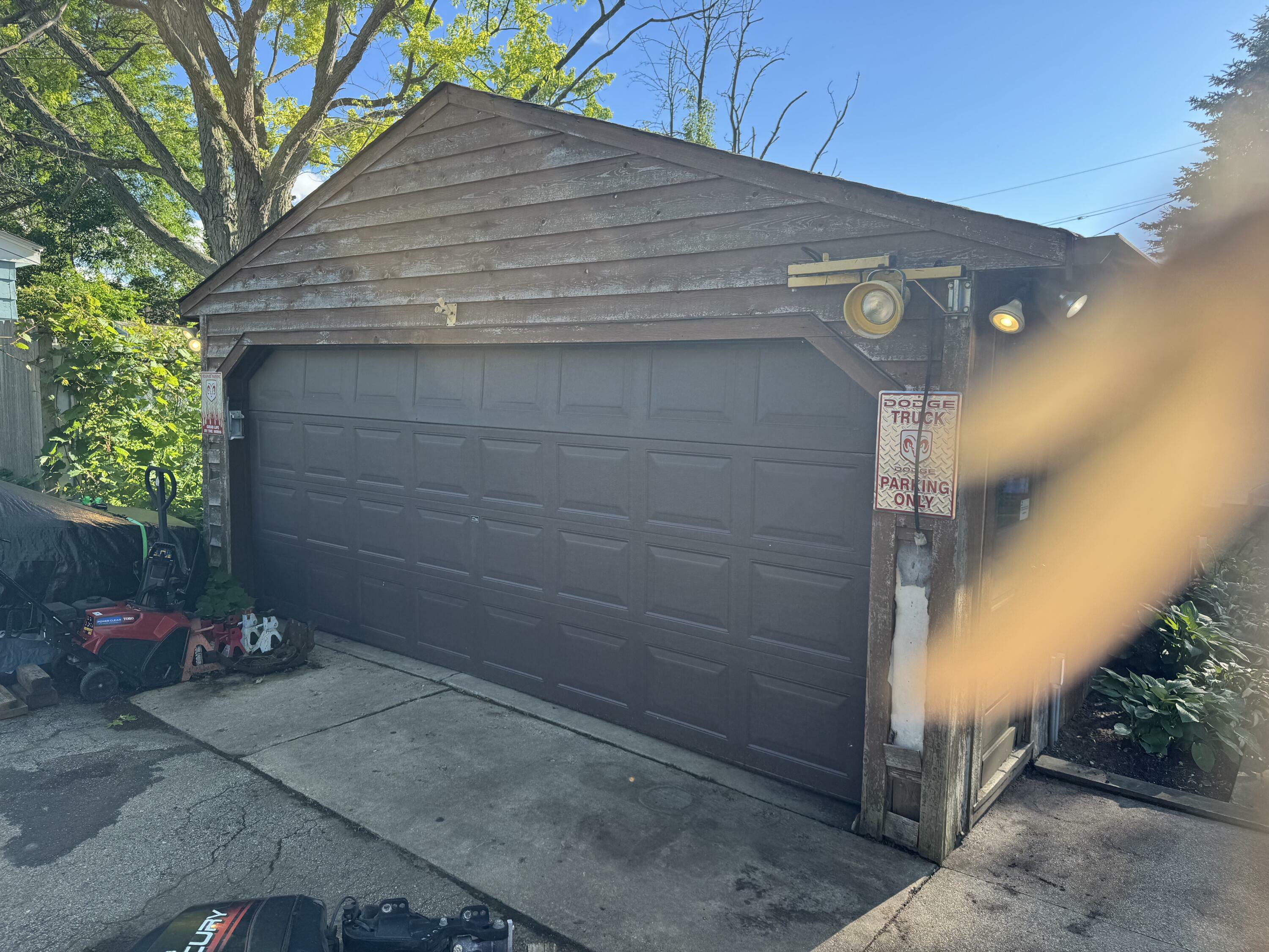 Property Photo: 408 N Hine Ave WI 53188