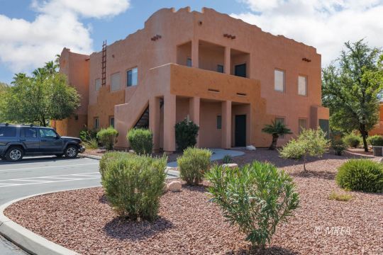 Property Photo:  726 Hardy Way E  NV 89027 