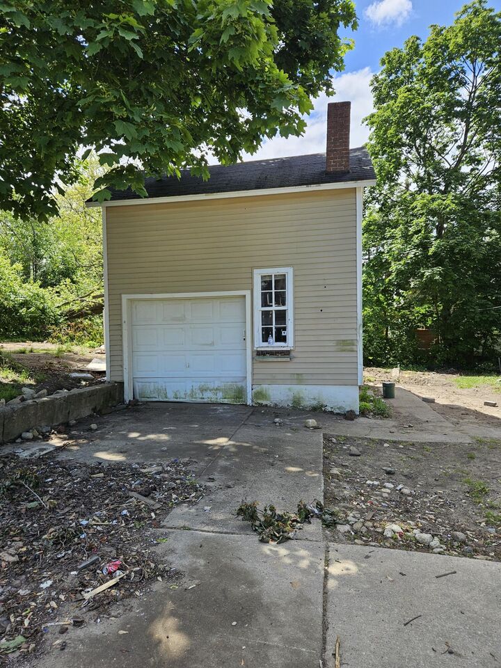Property Photo: 189 Banks Street MI 49038
