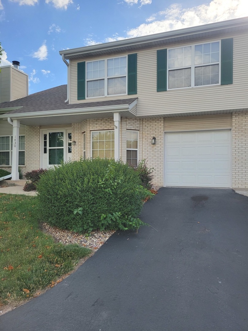 Property Photo:  1430 Root Street  IL 60403 