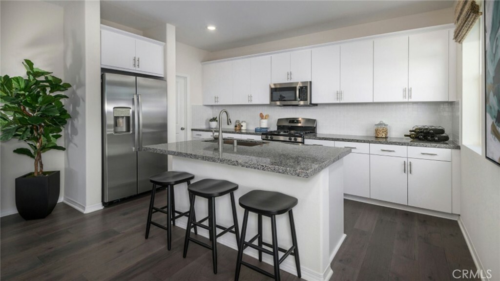 Property Photo:  358 Fowler Way  CA 92377 