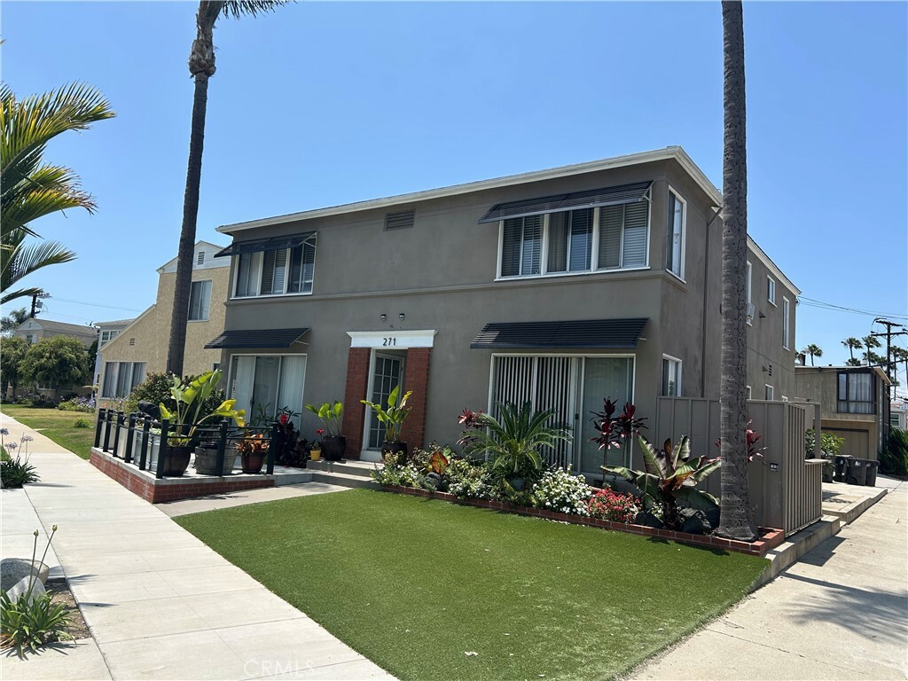 Property Photo: 271 Covina Avenue 4 CA 90803