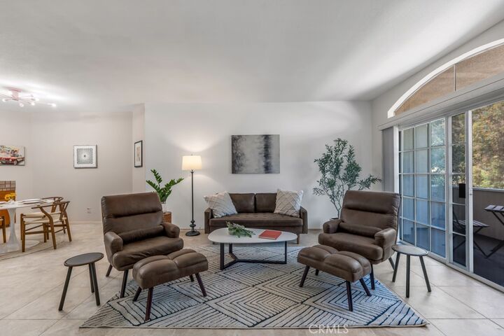 Property Photo:  3284 Barham Boulevard 201  CA 90068 