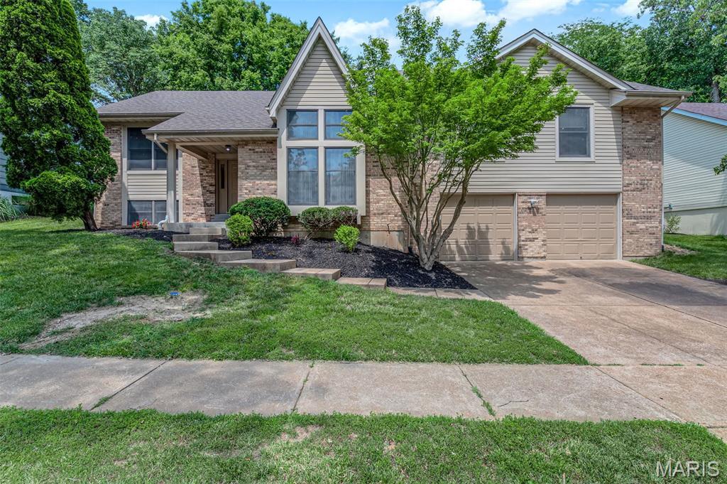 14361 White Birch Valley Lane  Chesterfield MO 63017 photo