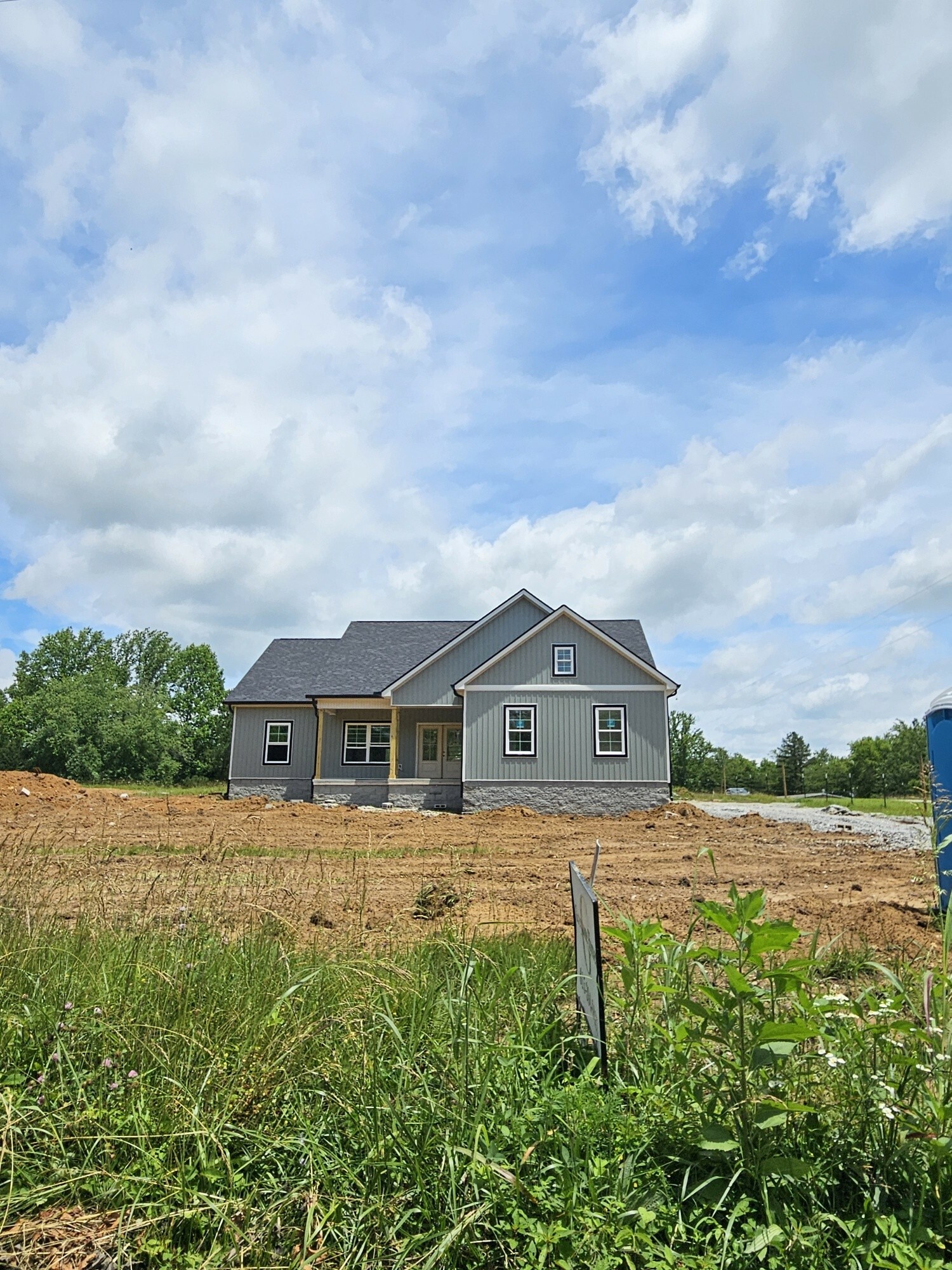 Property Photo: 403 Salem Rd TN 37110