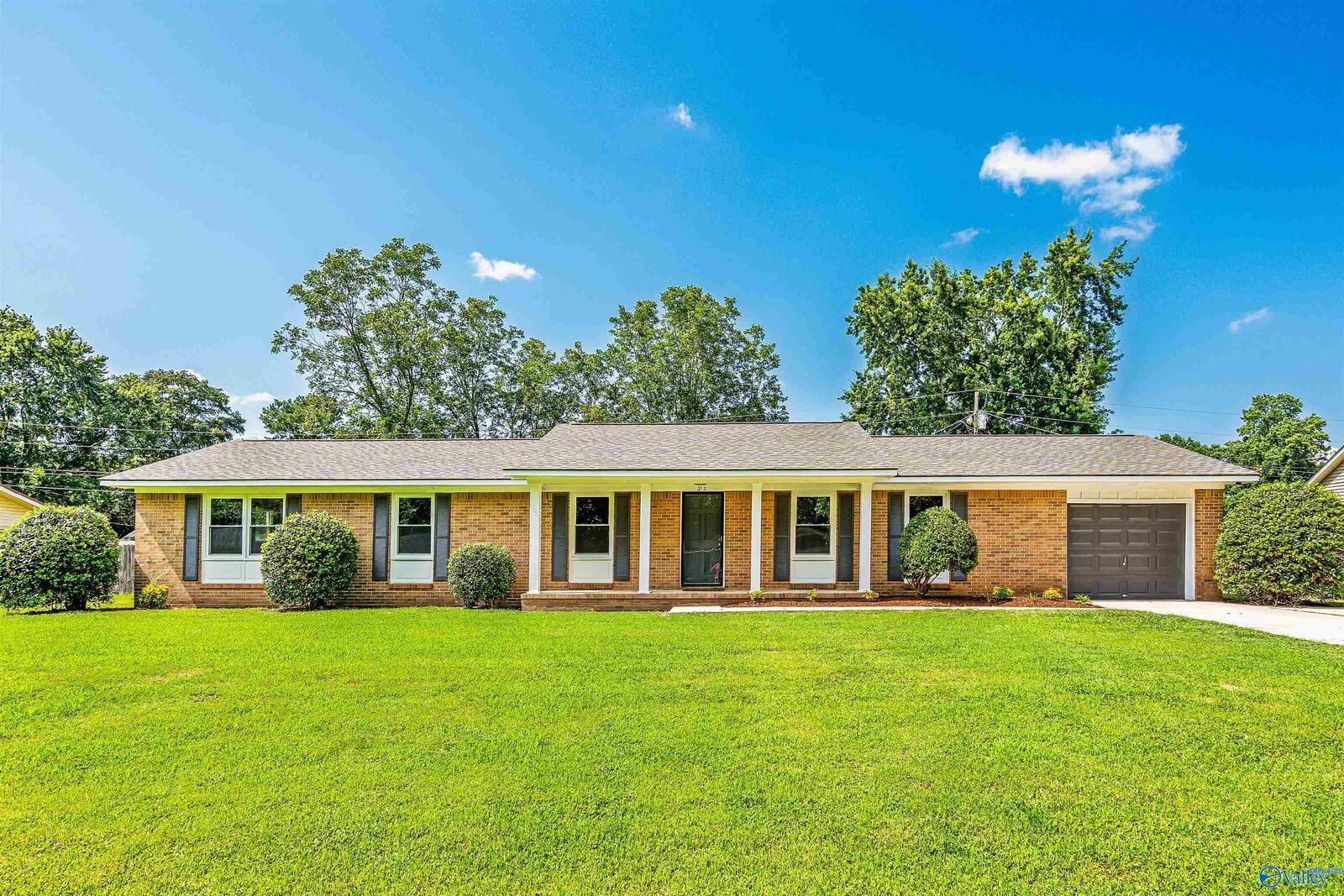 Property Photo:  212 Cascade Drive  AL 35611 