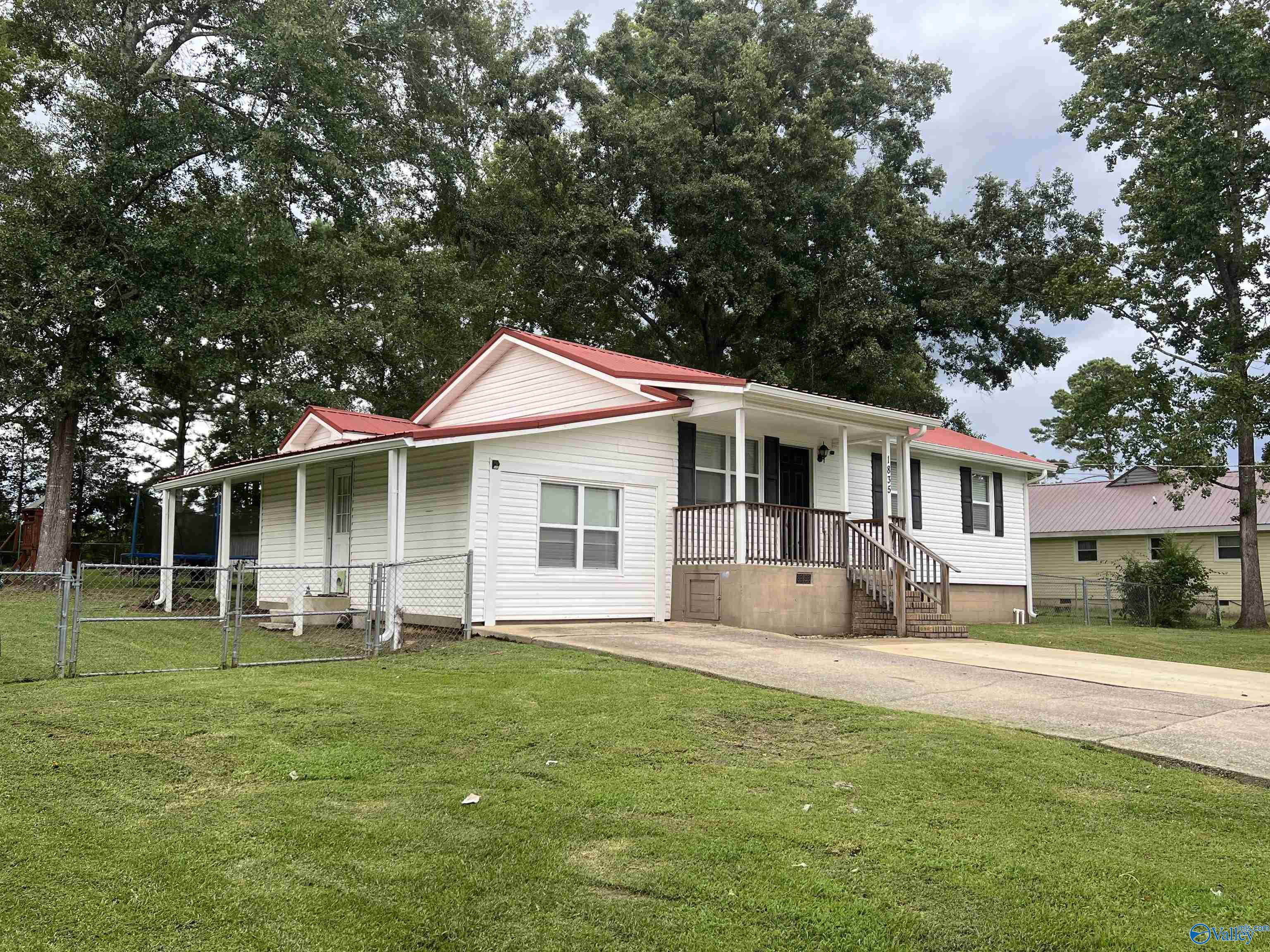 Property Photo: 1835 Harts Ferry Road AL 36271