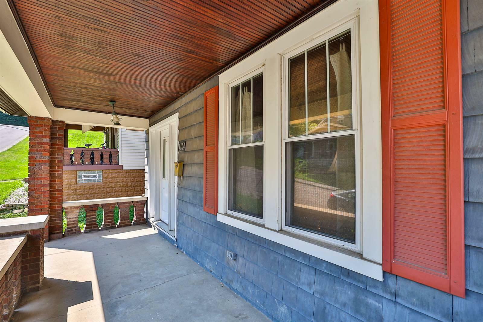 Property Photo:  1104 McKinney Avenue  KY 41074 