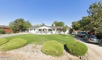 Property Photo: 757 Pinto Circle NV 89410