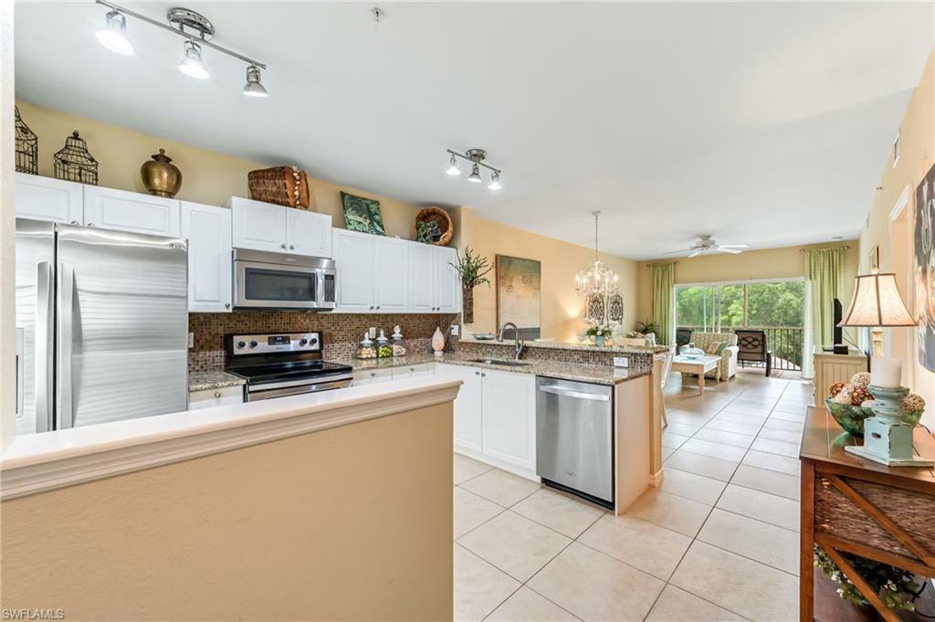 Property Photo: 9175 Celeste Dr 2 FL 34113