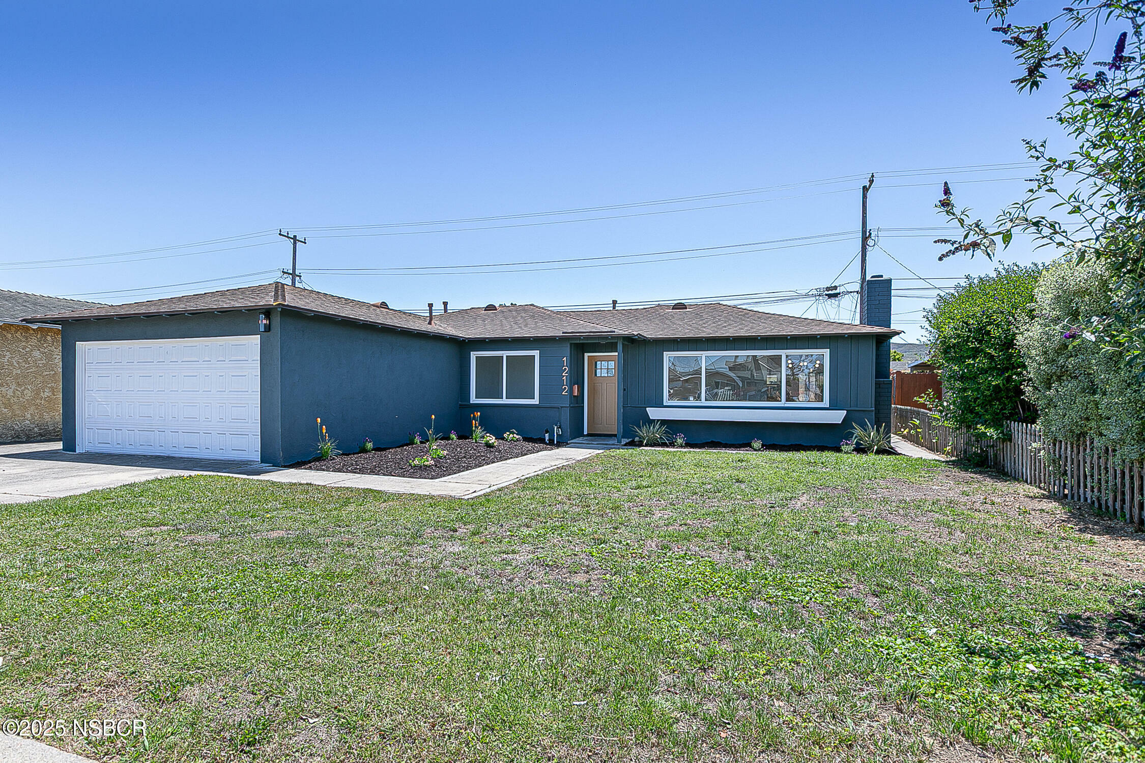 Property Photo: 1212 W Prune Avenue CA 93436